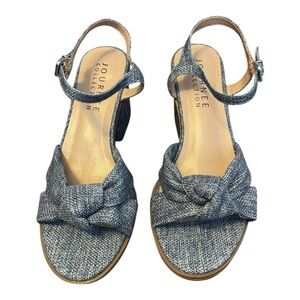 NWT Platform Open Toe Denim Journee Collection Textured Blue Sandals Size 8